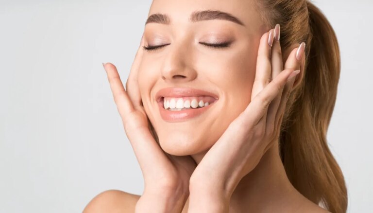 Le fond de teint mousse à avoir toujours avec soi est enfin en promotion