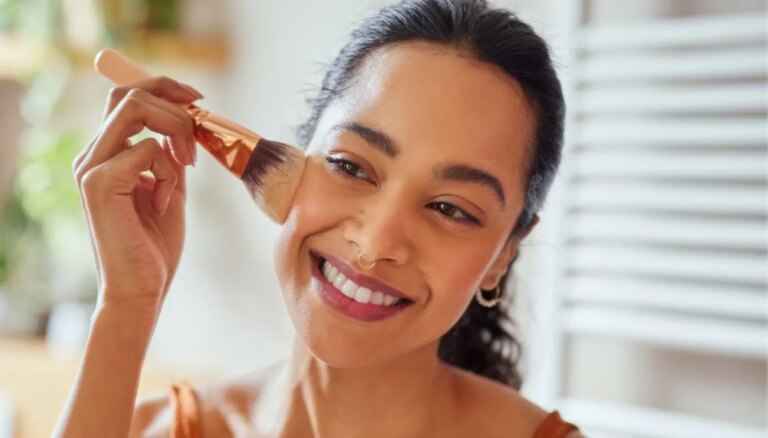 Les meilleurs sérums de fond de teint pour le printemps : 10 produits à acheter