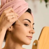 Les meilleurs sérums visage à utiliser au printemps