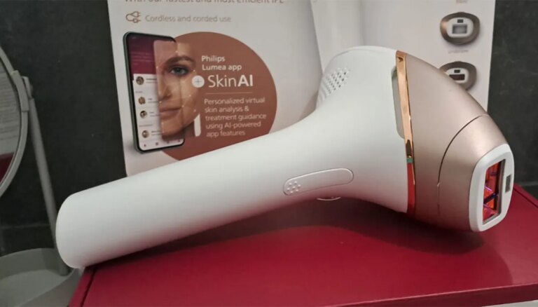 Philips Lumea 9900 : douze mois sans poils indésirables (grâce à l&rsquo;IA)