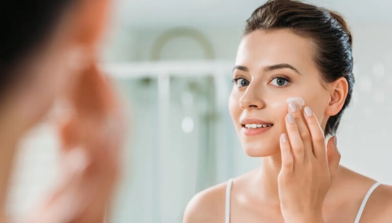 La crème solaire au riz noir avec SPF50 est l&rsquo;alliée beauté de l&rsquo;été
