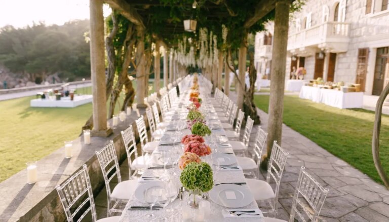Table de mariage Infinity, qu&rsquo;est-ce que c&rsquo;est et comment l&rsquo;installer
