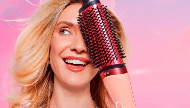 La brosse ghd Duet Blowdry en édition limitée est l&rsquo;aubaine de l&rsquo;été (maintenant en vente)
