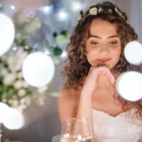 Anxiété sociale du mariage : comment planifier un mariage agréable, même pour ceux qui arrivent seuls