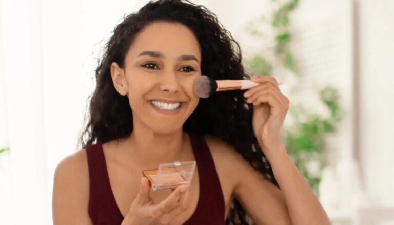 Ce sont les meilleures poudres bronzantes pour un effet hâlé même en septembre