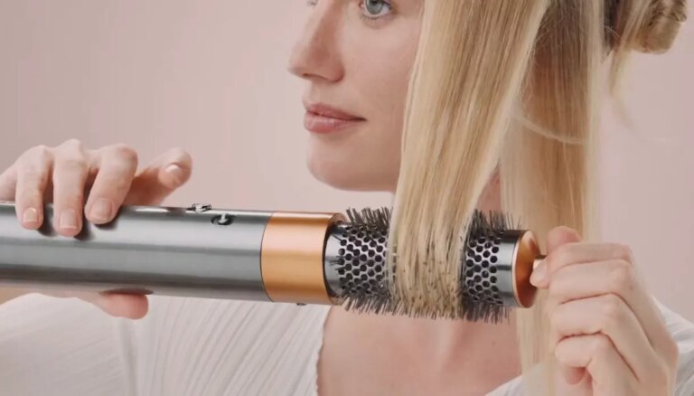 Conçu pour tous les types de cheveux et tous les portefeuilles, le multistyler Dyson Airwrap Origin bénéficie désormais d&rsquo;une remise importante