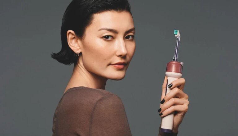 Dyson révolutionne la brosse à dents électrique : Dyson CameraJet est née