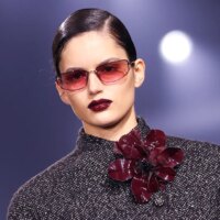 Des lèvres rouge sang, des yeux charbonneux intenses ou des cernes visibles ?
